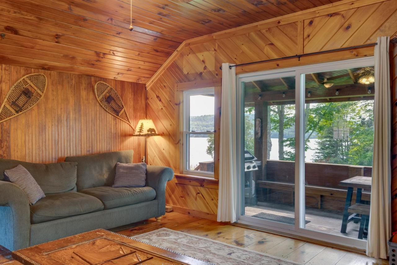 Rustic Cabin Retreat On Rangeley Lake! Exterior photo