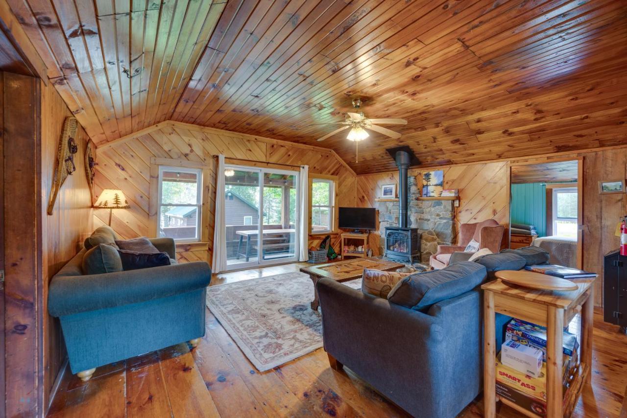 Rustic Cabin Retreat On Rangeley Lake! Exterior photo